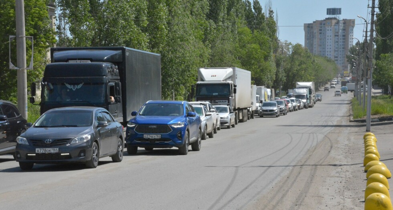 В Саратове на 36 часов перекроют Сокурский тракт из-за строительства путепровода