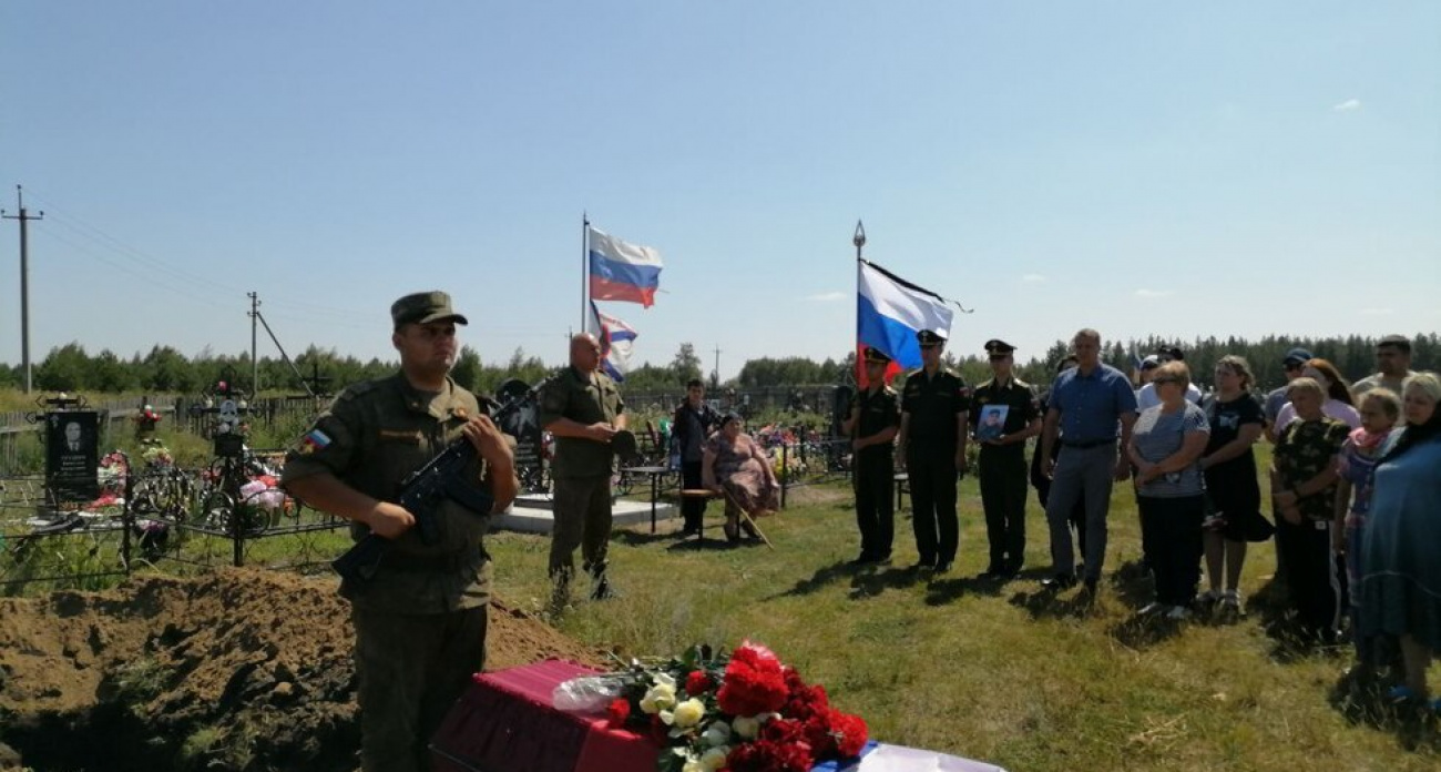 Саратовские чиновники опубликовали имена 14 погибших военных — среди них командир РЭБ и солдат, умерший полгода назад