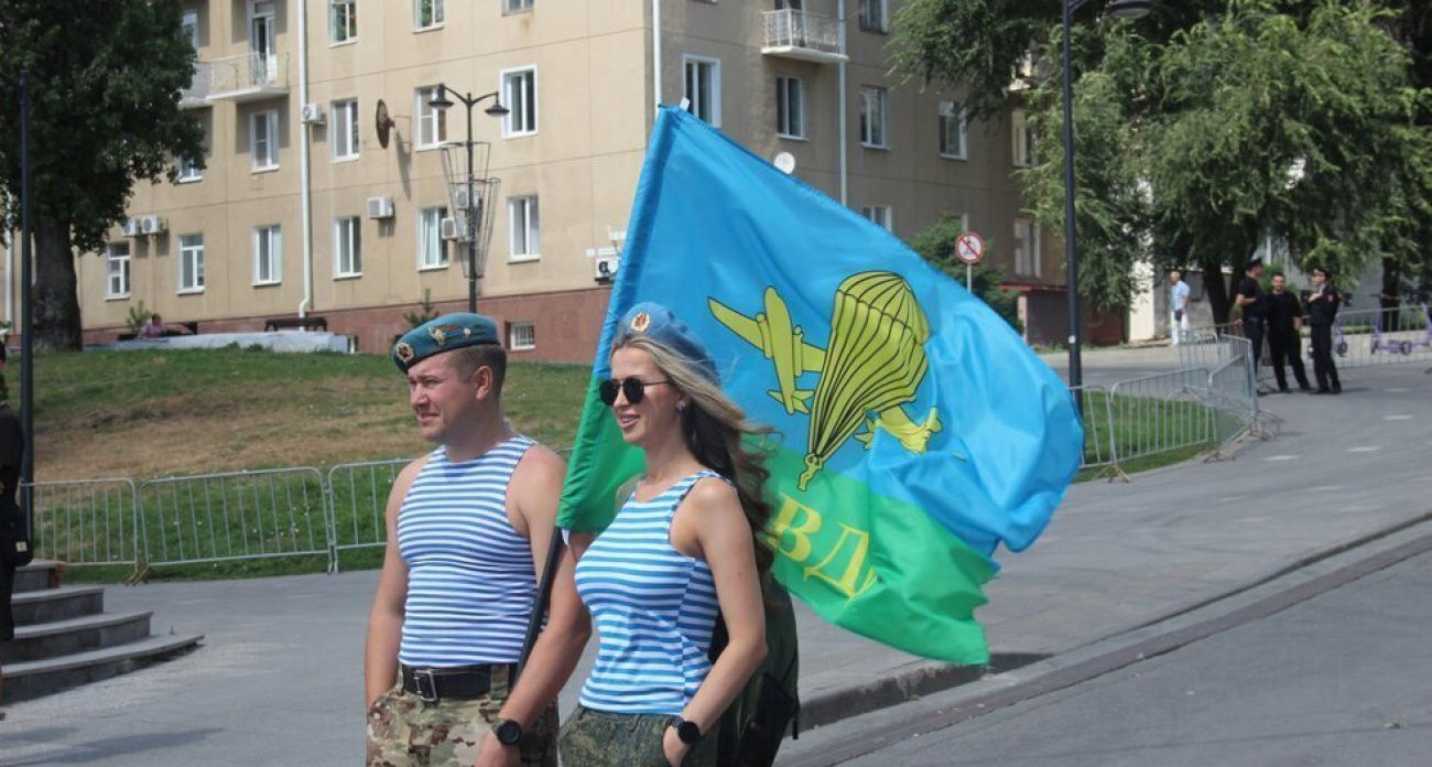 В День ВДВ в Саратове перекроют центральные улицы на 4 часа из-за празднования 95-летия десанта