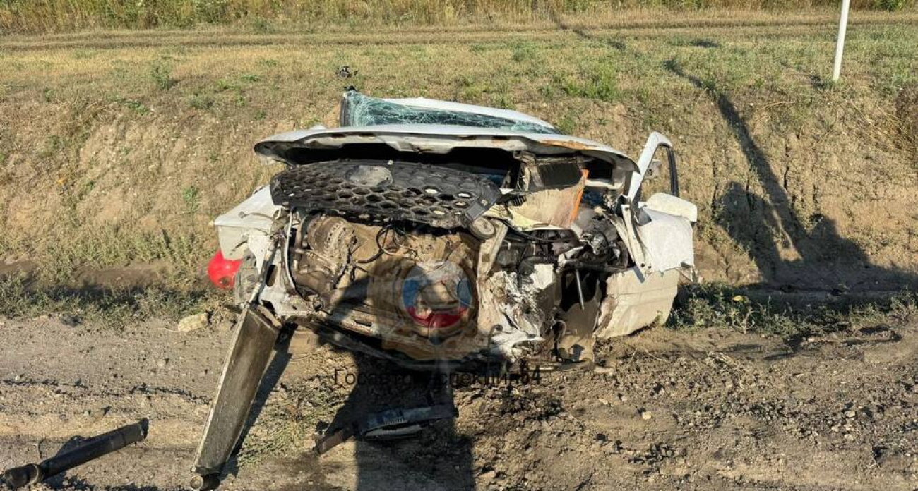54-летний водитель Datsun госпитализирован после столкновения с грузовиком Foton на трассе под Саратовом