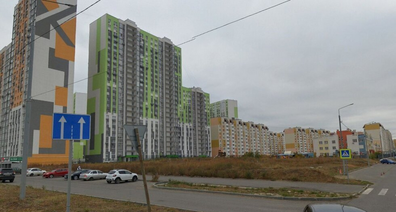 ООО "Госжилстрой" получило под парковки 7,6 тысячи квадратов в Солнечном-2