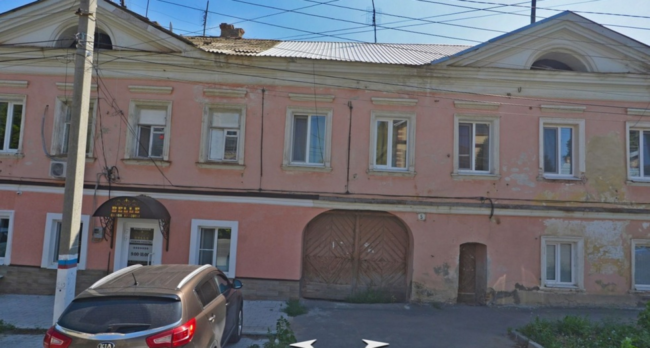 Дом с картины XIX века и еще два здания получили статус памятников в Саратовской области