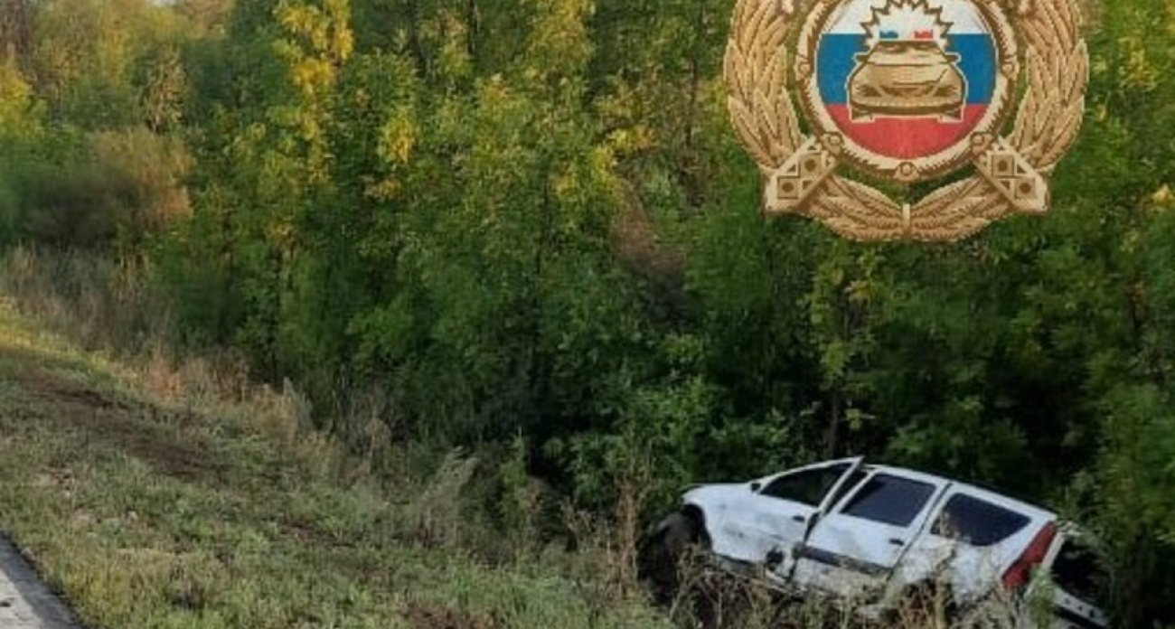 66-летний водитель сбил пешехода у Балаковской АЭС, 16-летняя девочка пострадала в опрокинувшейся "Ладе"