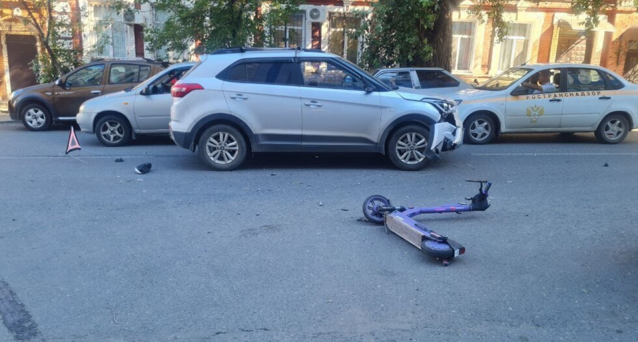 Hyundai Creta сбил 14-летнего на электросамокате на Первомайской — подросток госпитализирован