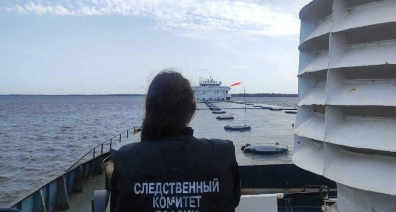 Помощник капитана получил ограничение свободы за столкновение теплохода с баржами на Волге
