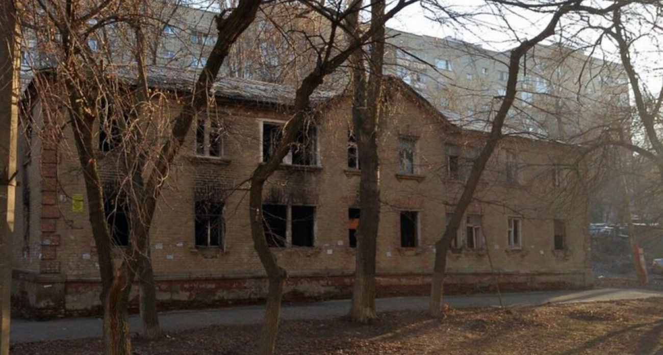 В Саратове снесут дом 1956 года постройки за 2,8 млн рублей спустя 10 лет после признания аварийным
