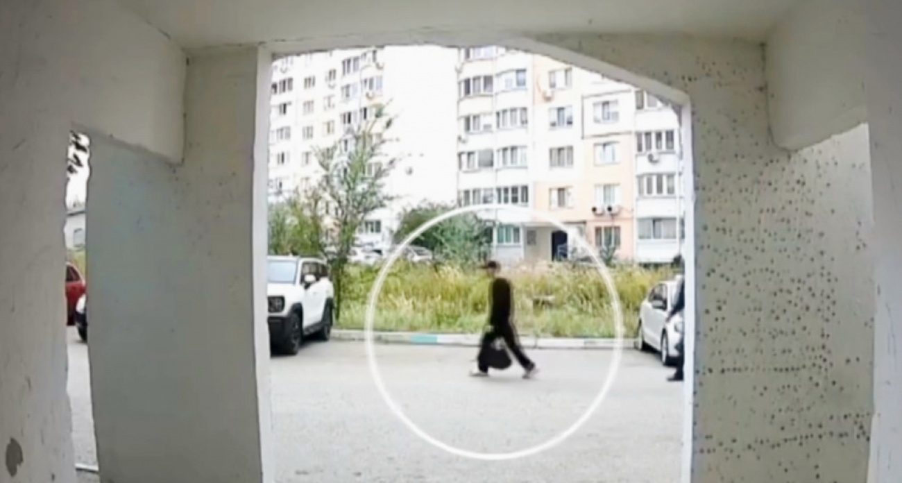 В Саратове задержан 24-летний закладчик с 2 килограммами синтетического наркотика