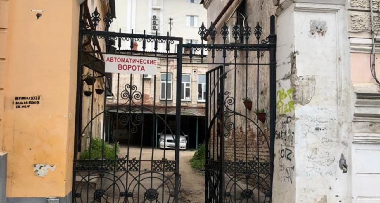 Власти продают за 1,5 млн рублей комнату в историческом доме графа Нессельроде 1870 года в центре Саратова