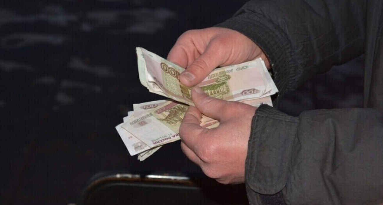 2,6% россиян получают меньше 22,4 тысяч рублей: парадокс на фоне роста средних зарплат