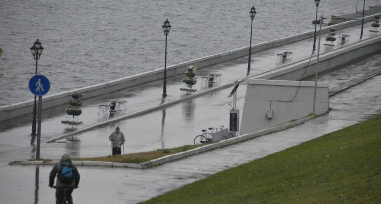 Саратовцев ждет погодный шок: от +32 в понедельник до +12 и дождей к выходным
