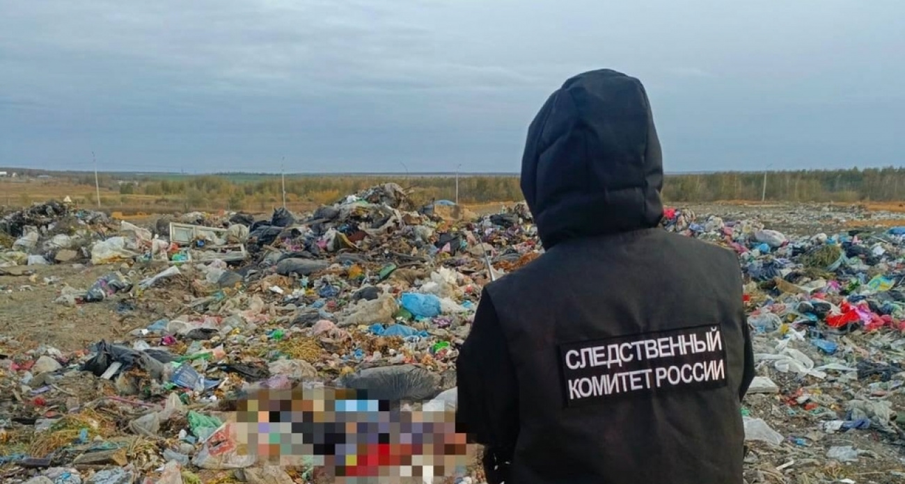 45-летний рабочий погиб на свалке в Саратове, попав между ковшом и гусеницей бульдозера