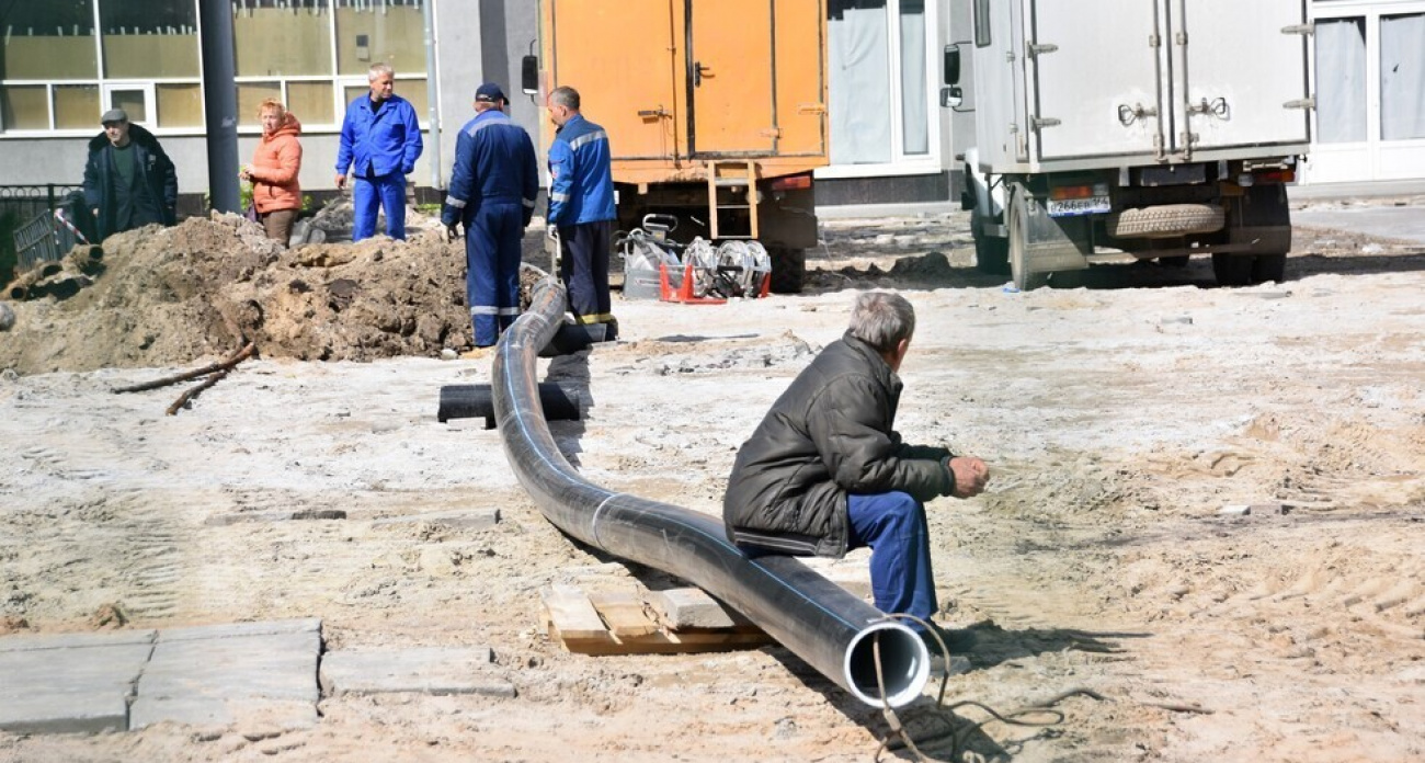 "Саратовводоканал" одновременно перекроет 5 улиц города: масштабный ремонт труб до 20 ноября затронет Перспективную, Благодарова и Бахметьевскую