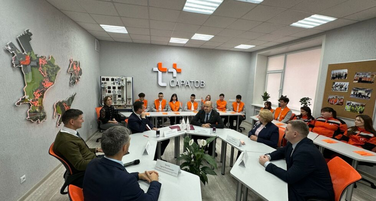 "Т Плюс" оборудовала в Вавиловском университете аудиторию с интерактивными тепловыми картами и макетами энергосистем