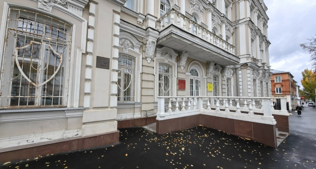 Суд в Пензе частично восстановил уволенного в июне руководителя саратовского Упрдор "Нижне-Волжское"