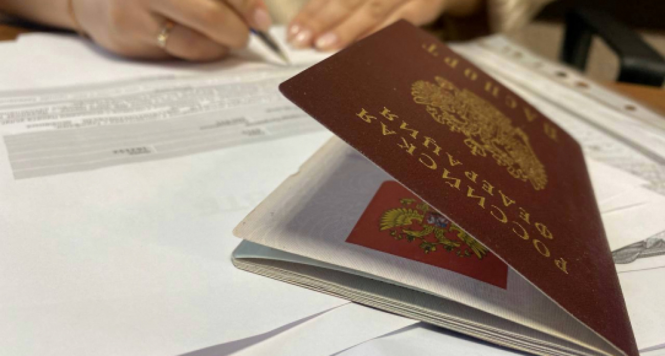 5739 семей с детьми заключили социальные контракты: государство платит за поиск работы