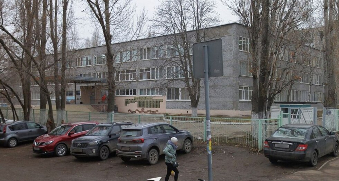 Жители Заводского района три года добиваются новых школ: 20 саратовских школ работают в две смены