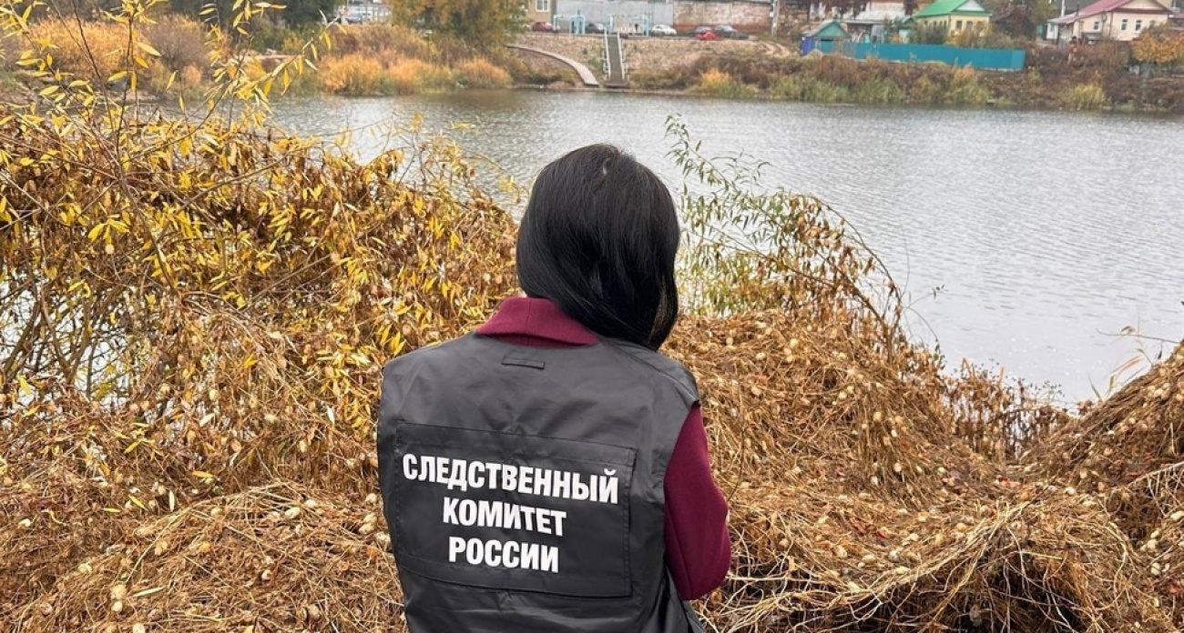 Родственники извлекли из реки тело 36-летнего рыбака, ушедшего накануне из дома