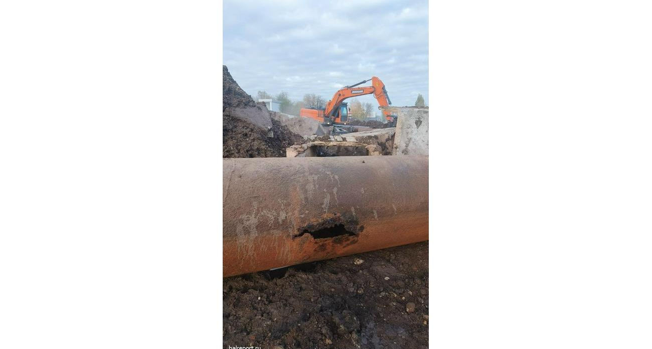 В островной части Балакова батареи остынут до конца октября: 800-мм теплотрасса требует расширенного ремонта