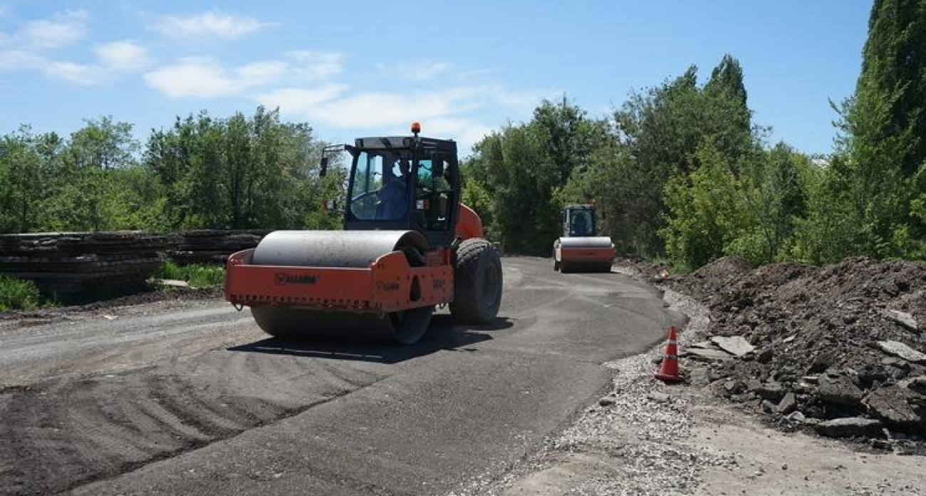 57 км дорог к глухим селам: в Саратовской области два подъезда уже готовы из 10 запланированных