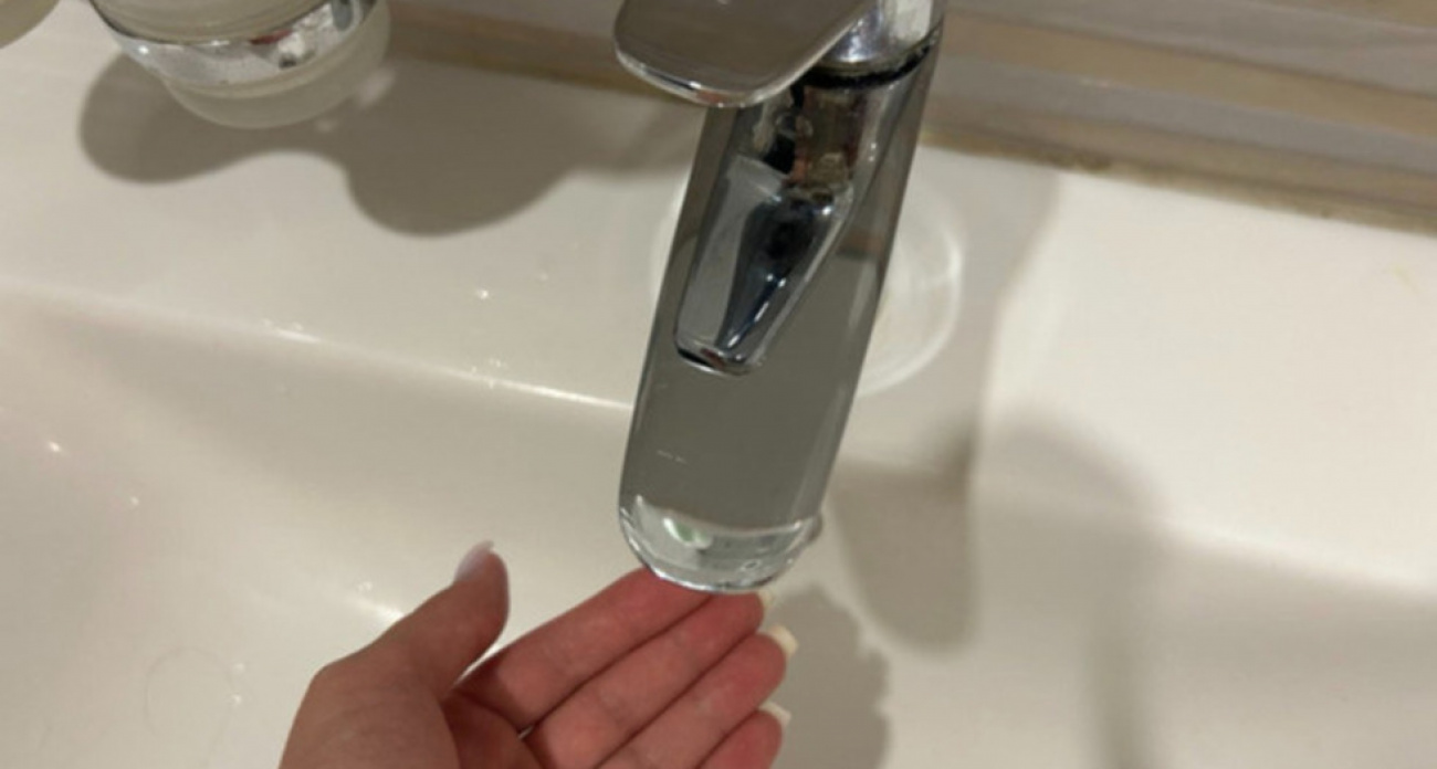 Тысячи жителей Саратова второй день без воды: аварийные работы продлили на сутки