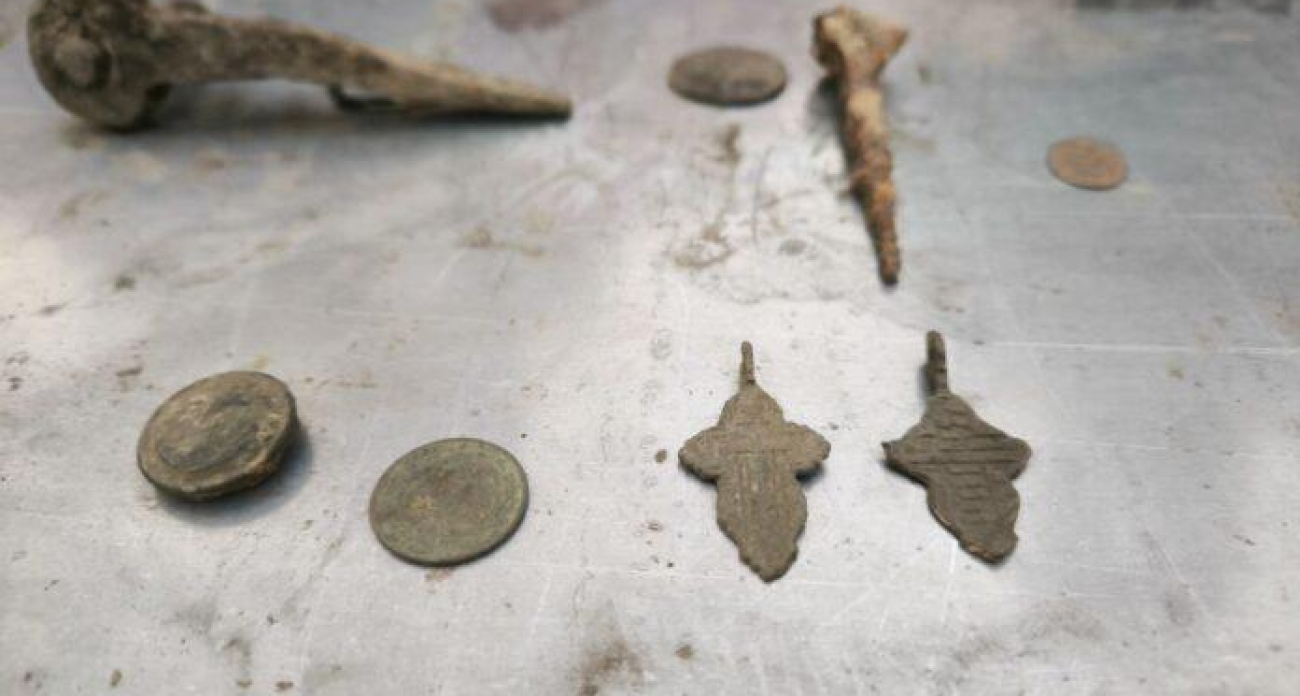 Юные казаки нашли кресты XIII века и пещеру бурлаков на берегу Медведицы