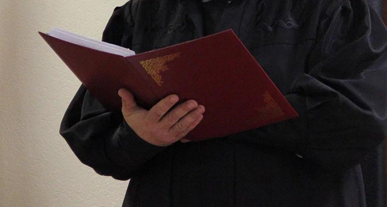 Партнер олигарха Курихина получил 3,5 года за попытку подкупить чиновника на 250 тысяч рублей