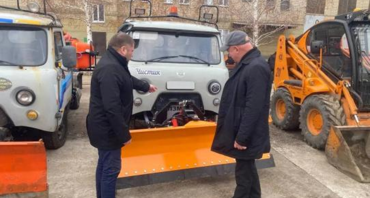 50 млн рублей вместо песка: Саратов переходит на качественные реагенты для борьбы с гололедом