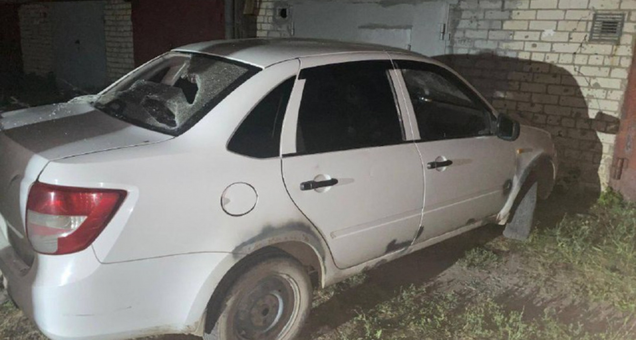 Двое 18-летних покровчан избили 53-летнего мужчину у гаража и нанесли ущерб на 160 тысяч рублей