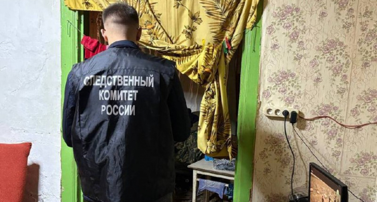 Пьяный саратовец изрезал 48-летнюю знакомую на улице Комсомольской и два дня скрывался