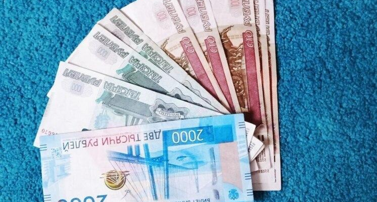 От 22 до 8: в Саратовской области почти втрое упало число фальшивых купюр за год