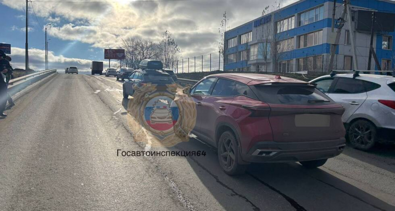 15-летняя пассажирка пострадала при столкновении Omoda и "Лады Весты" на улице Аэропорт