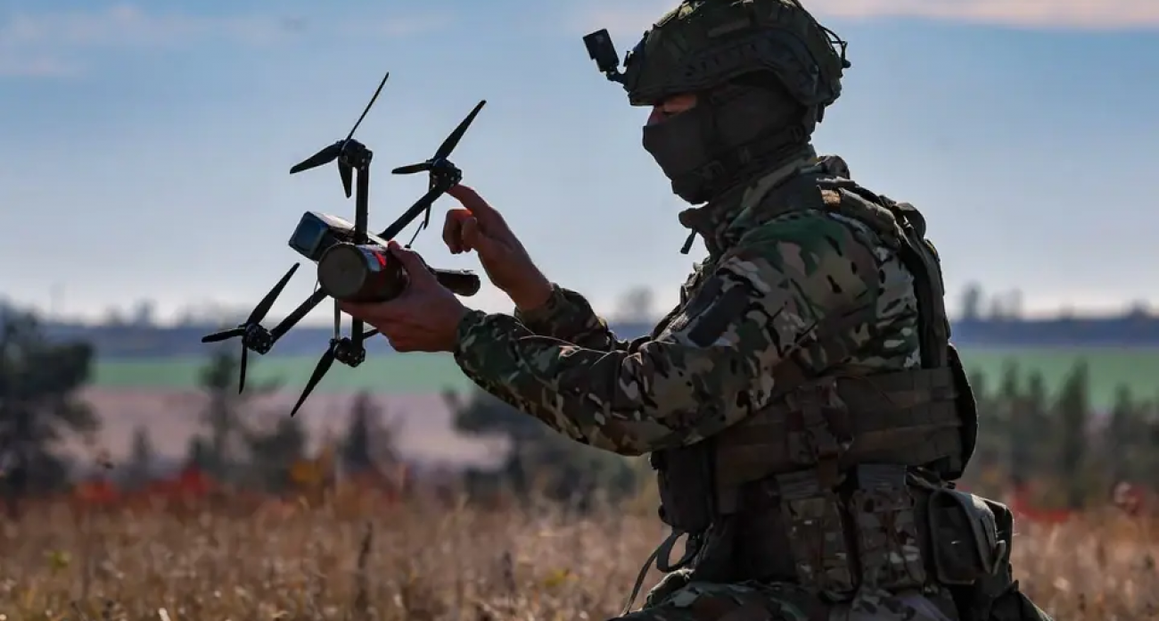 Американские вертолёты высадили спецназ ГУР у Красноармейска: FPV-дроны выбили десант как кегли