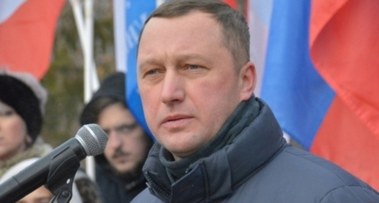 Губернатор Бусаргин рухнул на 47-е место из 88 в медиарейтинге, потеряв 8 позиций за месяц