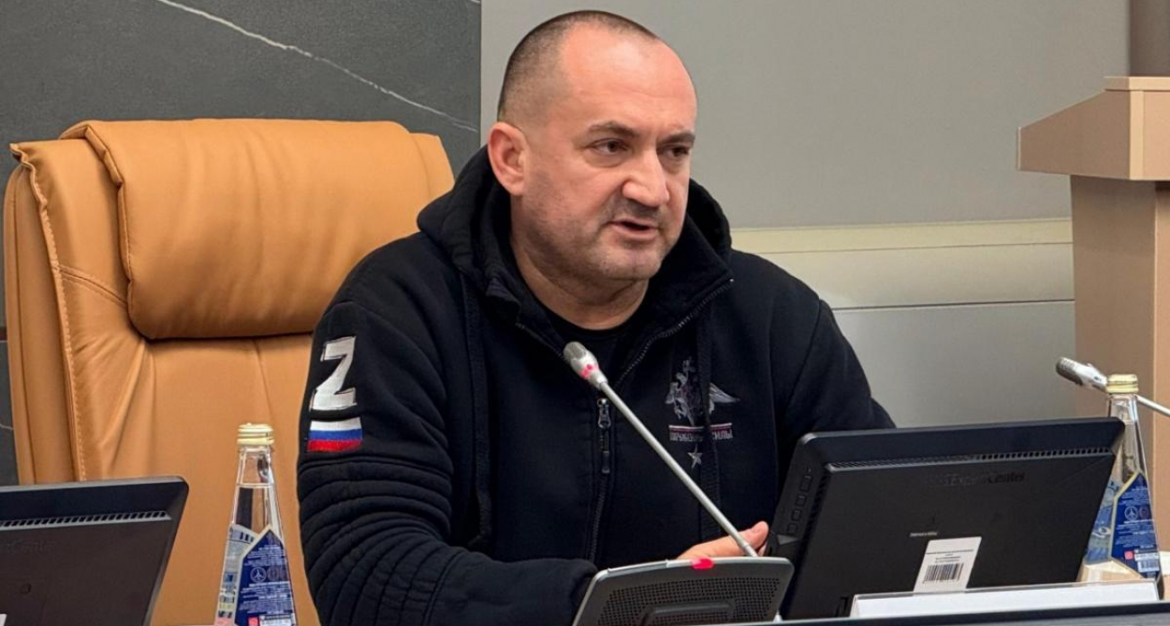 Единая система оплаты труда с 2027 года: депутат требует не урезать зарплаты бюджетникам Саратовской области