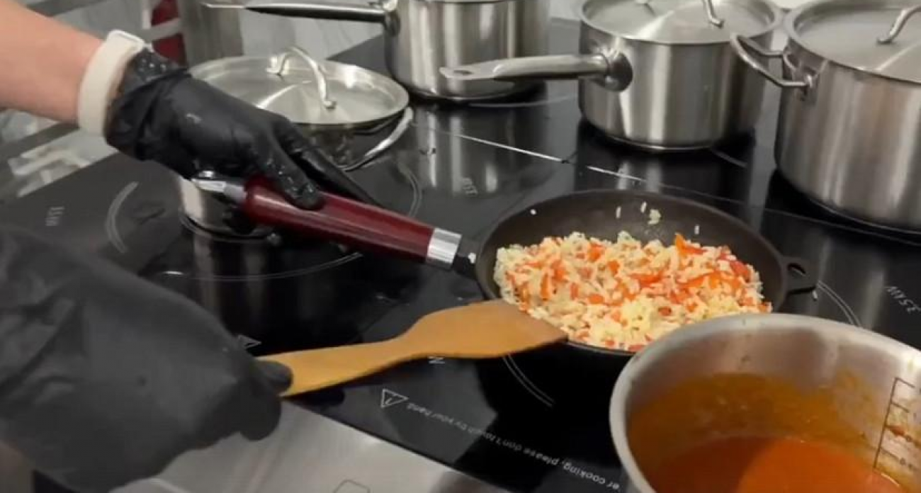 Повара из 8 районов Саратовской области повысят разряд в учебной столовой с современным оборудованием