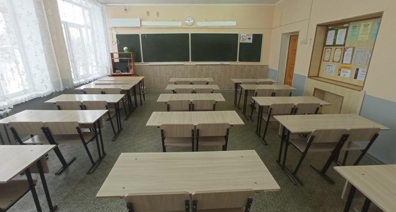 «Зачем ломать то, что отлажено до идеала?» — депутат о передаче балаковской гимназии №1 области