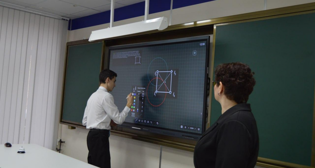 Пятый Атомкласс открыт в Балаково: школа №13 получила современное научное оборудование