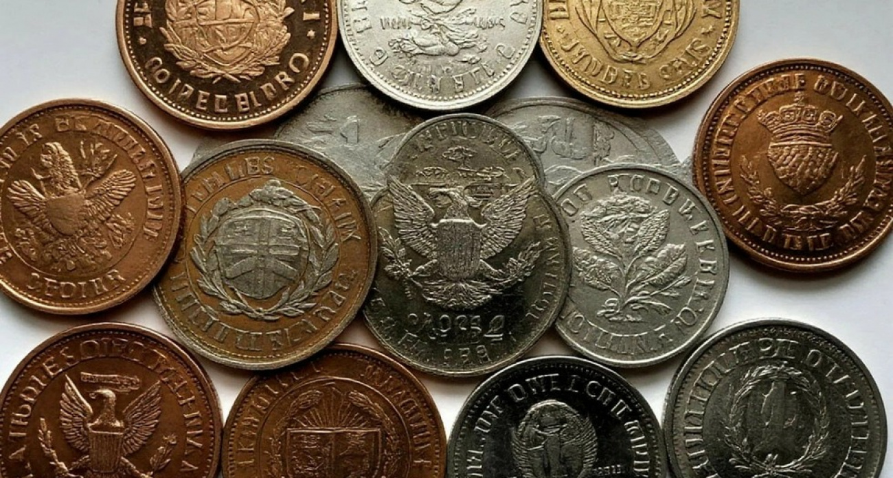 "Лжесотрудник прокуратуры" и курьер из Москвы обманули 66-летнюю саратовчанку на 609 тысяч рублей