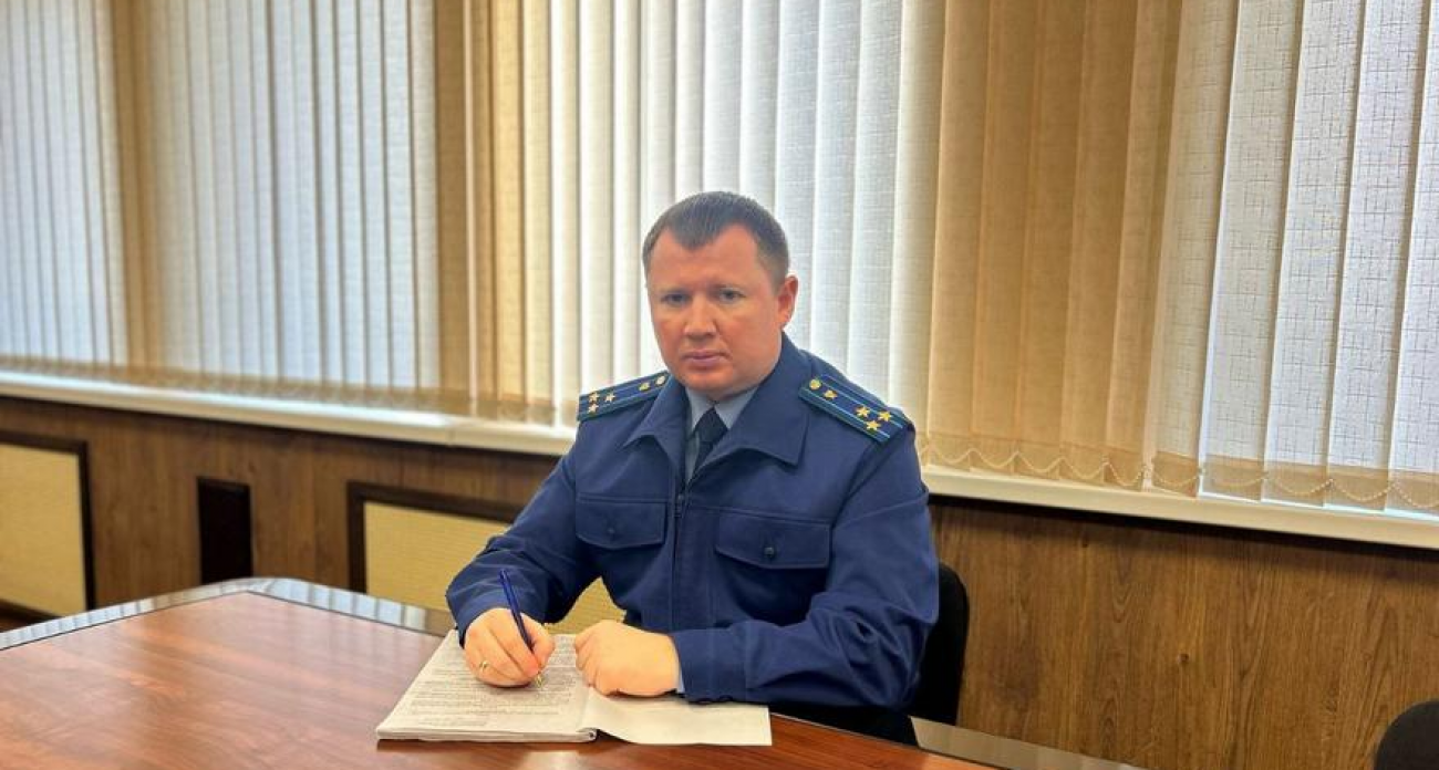 Прокурор Энгельса Дмитрий Журавлев ушел в отставку после полутора лет работы