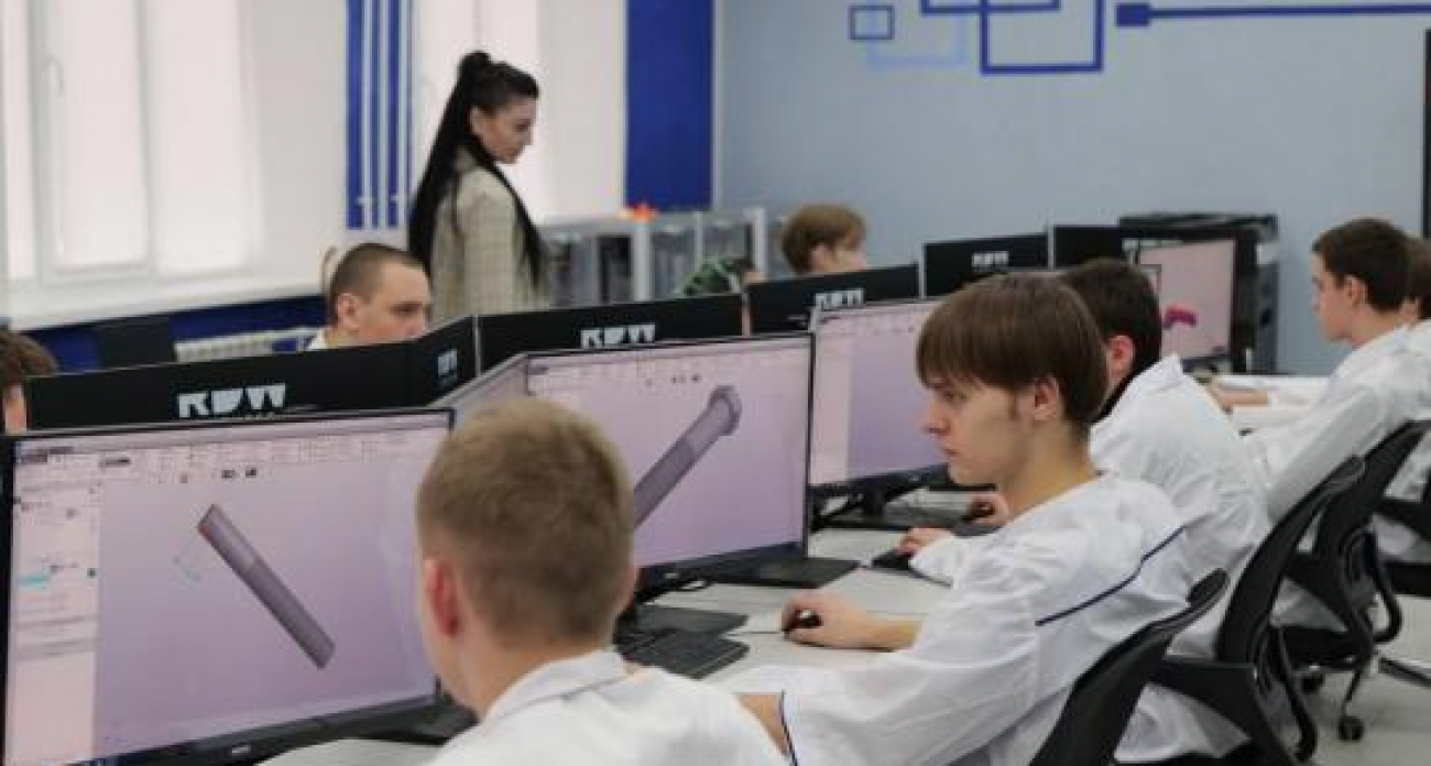 В Саратовской области добавят 242 бюджетных места в колледжах: кого будут готовить в 2026 году