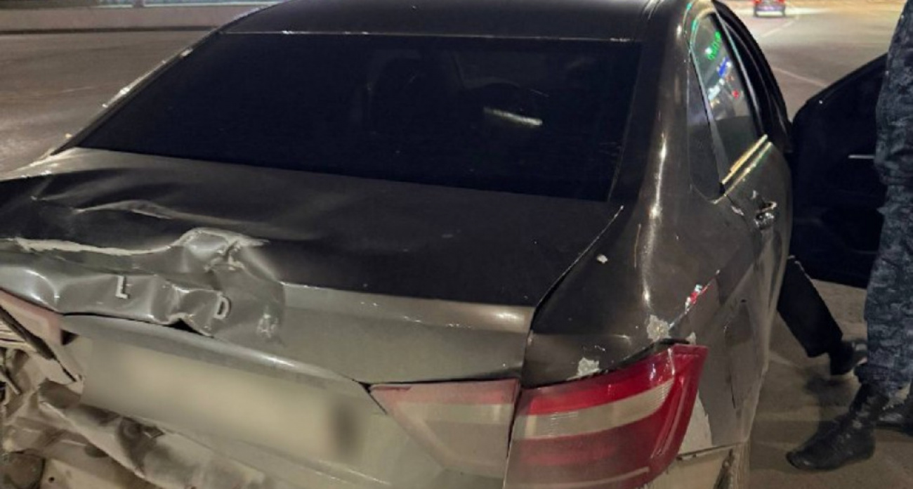 Саратовчанка лишится Lada Vesta из-за сына: 40 штрафов на 108,5 тысяч рублей