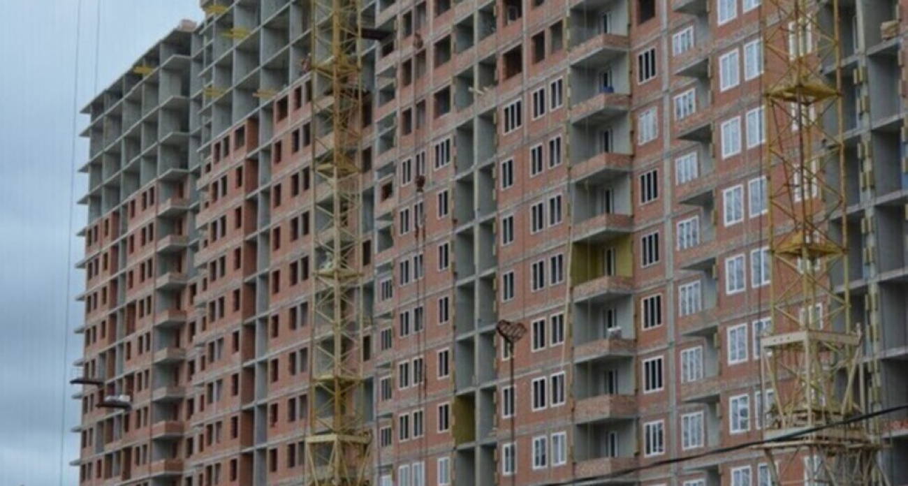 Цены на квартиры в Саратове упали до 113,5 тысяч за "квадрат" против роста по России