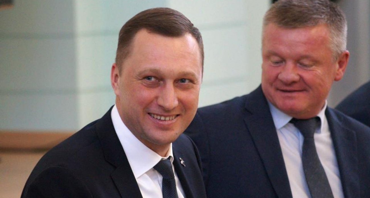 Саратовские бюджетники второй год остаются без «мандариновых» премий в 10-15 тысяч рублей