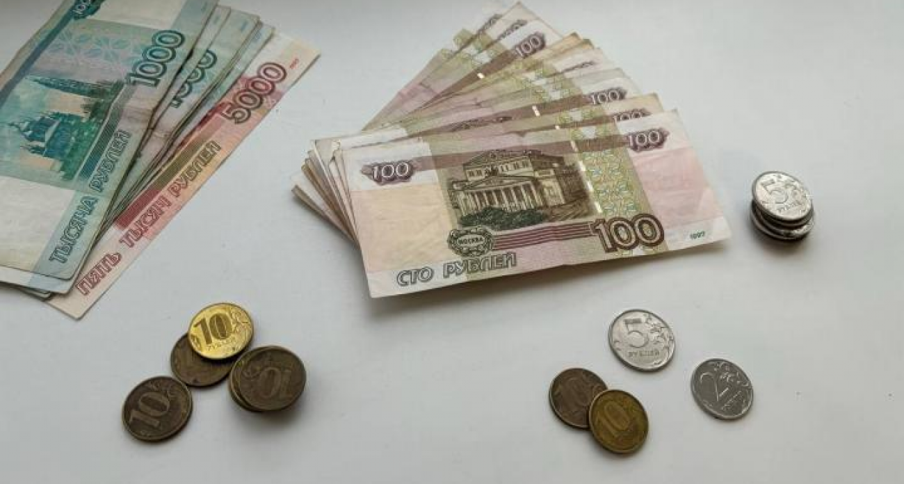 МРОТ вырастет на 4,5 тысячи: как это повлияет на саратовцев