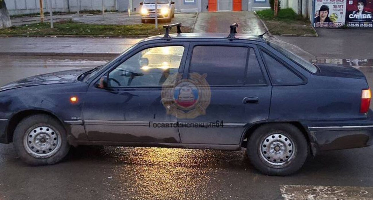 В Саратове Daewoo Nexia сбил 60-летнюю женщину утром на Сокурском тракте