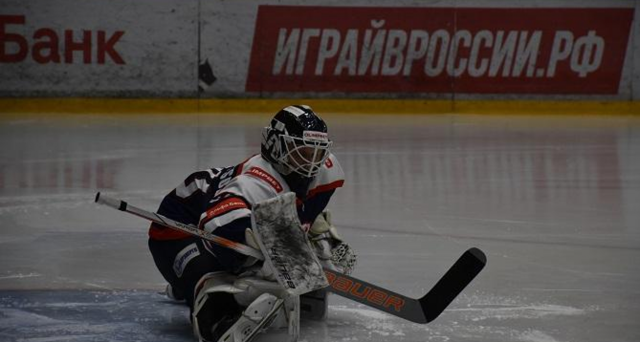 «Кристалл» вырвал победу у «Омских Крыльев» 2:1 после драматичного камбэка в третьем периоде