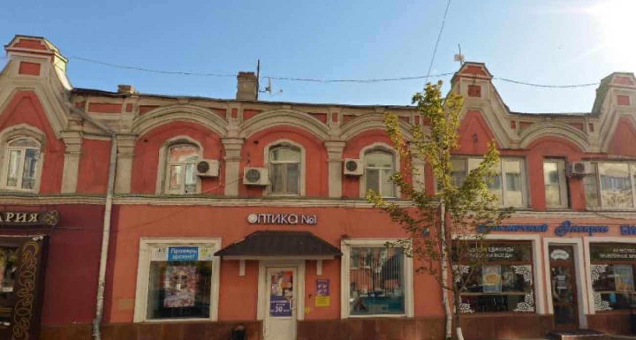 В центре Саратова снесут двухэтажку на улице Радищева рядом с музеем