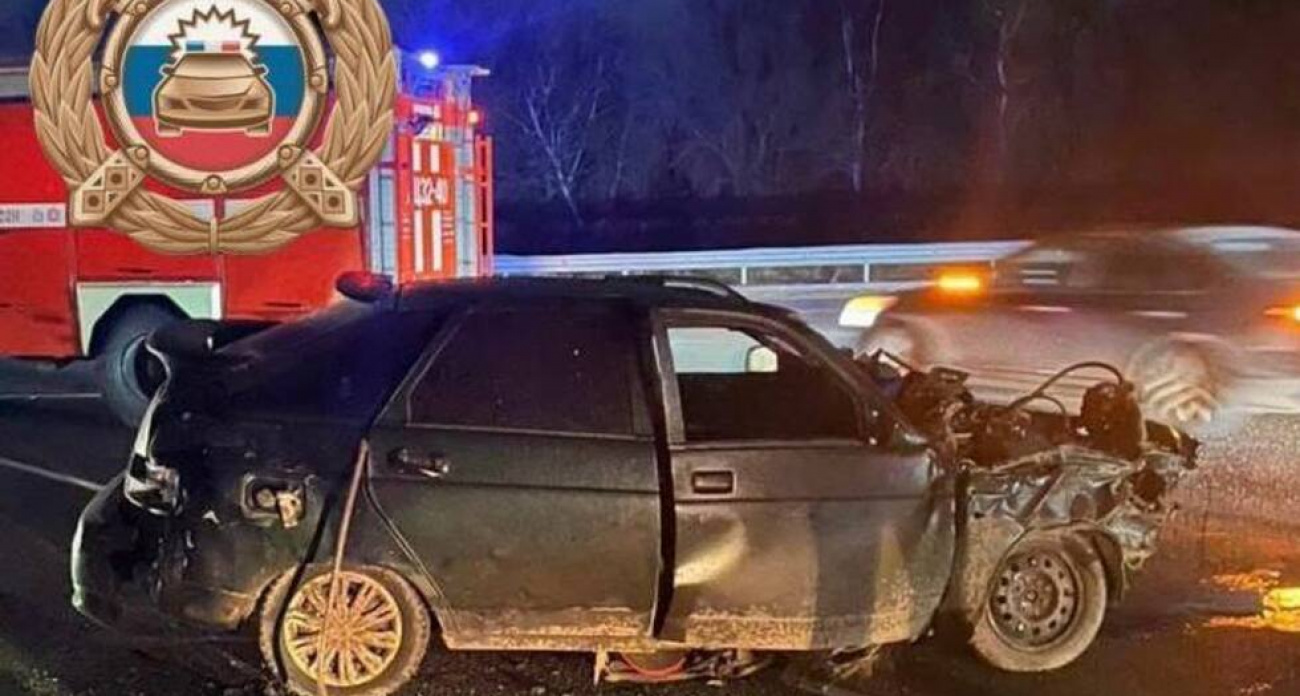 Водитель ВАЗ-2112 погиб в ночном столкновении с Toyota под Саратовом