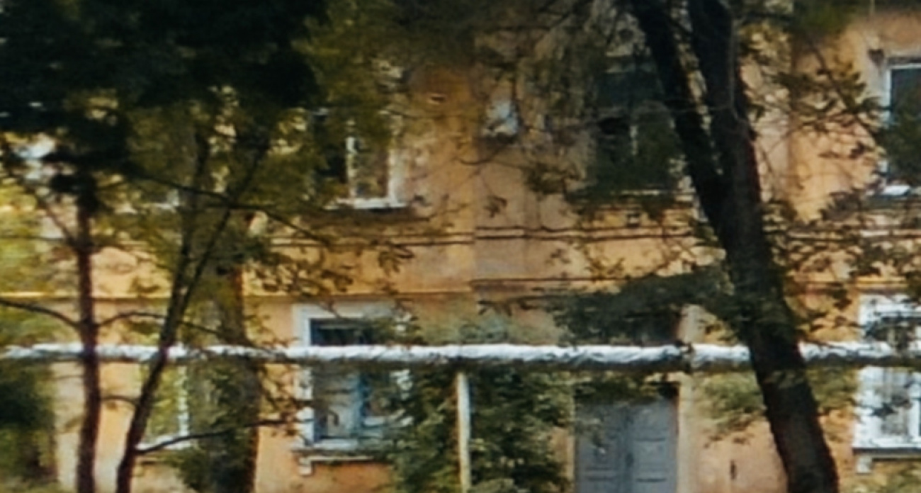 В Саратове жители 75-летнего аварийного дома остались без воды до 2026 года