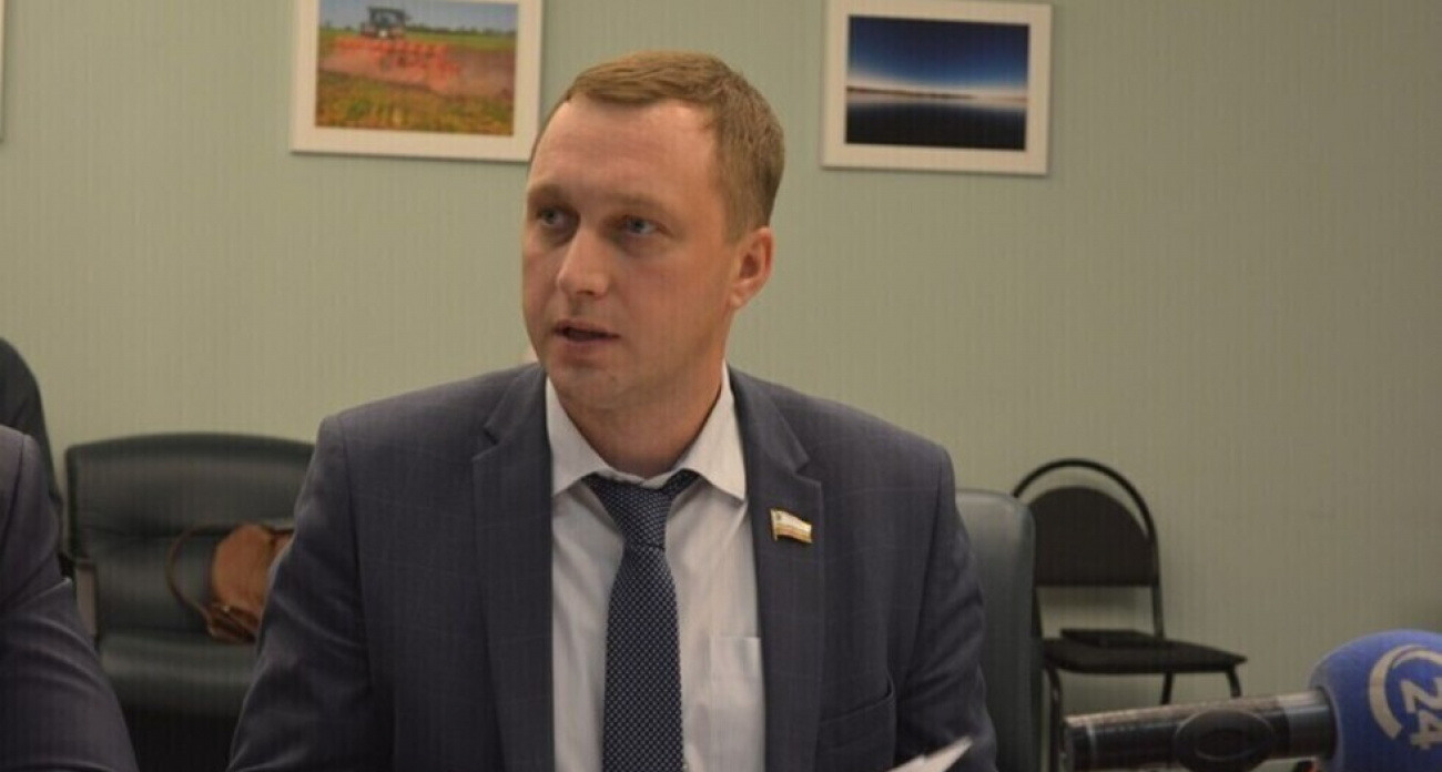 Губернатор Бусаргин взлетел на 18-е место в федеральном рейтинге после сообщения об атаке дронов